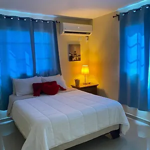 Apartment Tiny By Merengue House ,8 Minutos Airport Santo Domingo